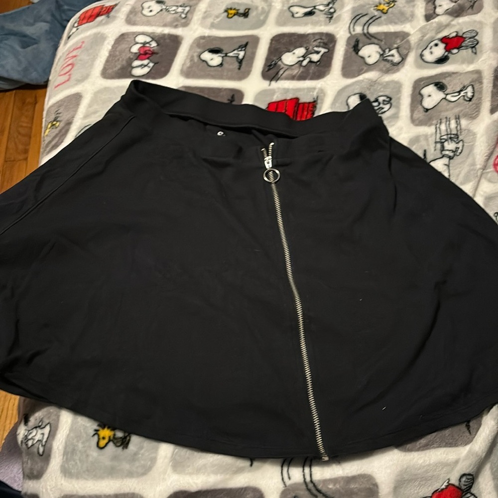 Color- black brand- wildfable